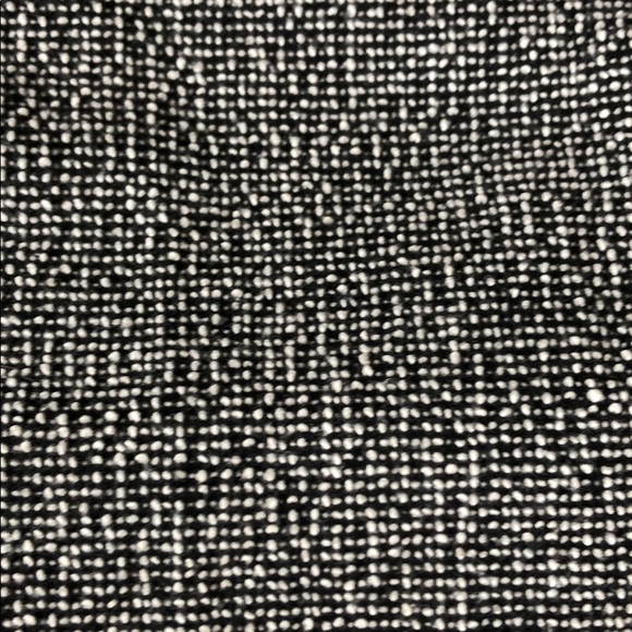 3/$20 - Banana Republic Blouse - Picture 4 of 4